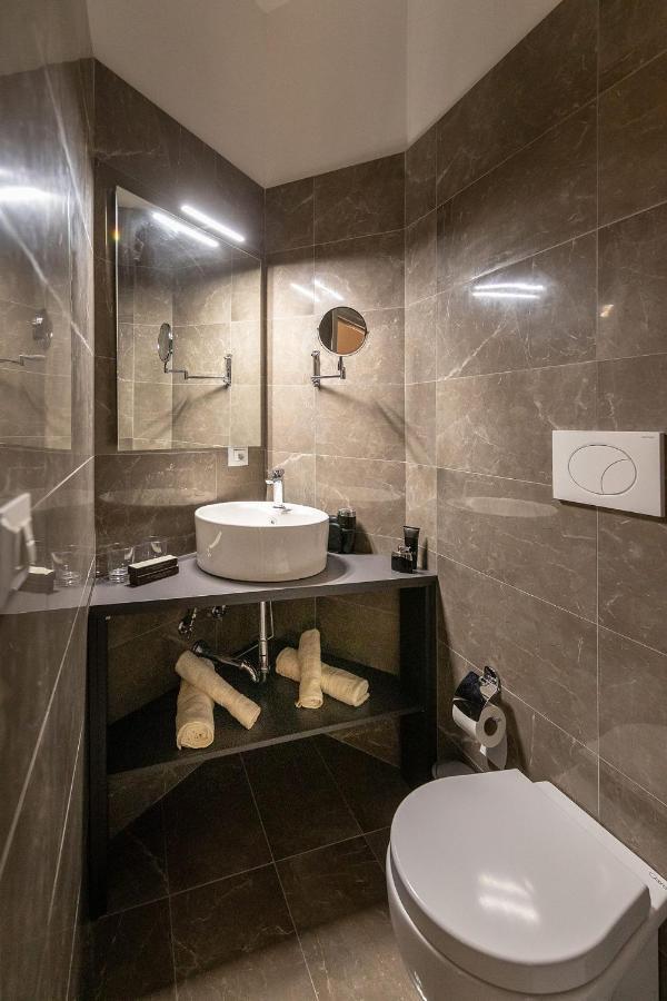 نابولي Fj Bianco Guest House المظهر الخارجي الصورة