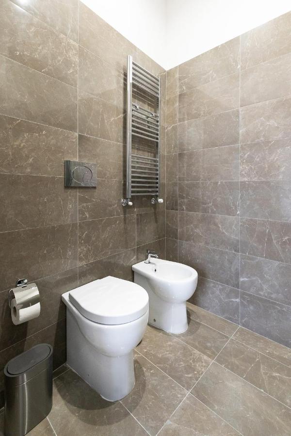 نابولي Fj Bianco Guest House المظهر الخارجي الصورة